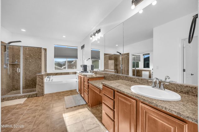 2531 Ivory Ann Drive, Sparks, NV 89436