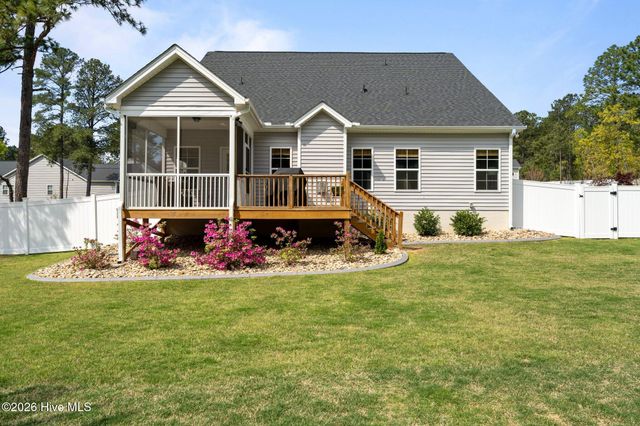 109 Country Ridge Lane, Carthage, NC 28327