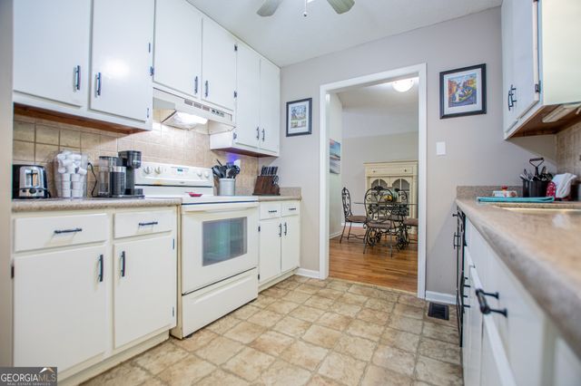 1385 Lakeview Parkway, Villa Rica, GA 30180