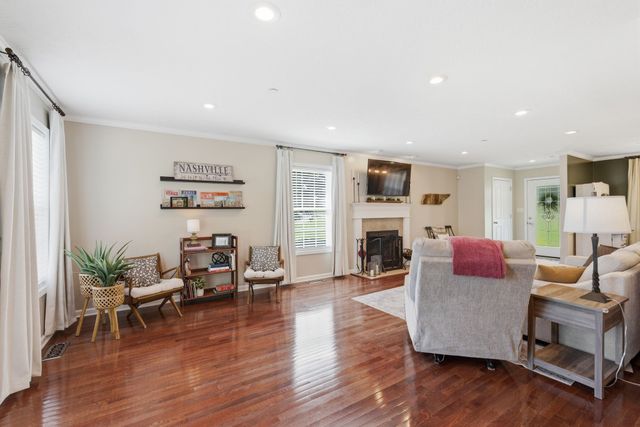 278 Janet Dr, Pleasant View, TN 37146
