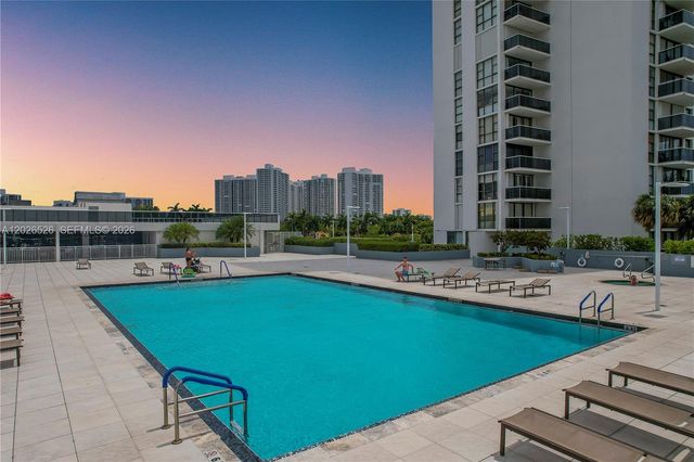 3625 N Country Club Dr 2610, Aventura, FL 33180