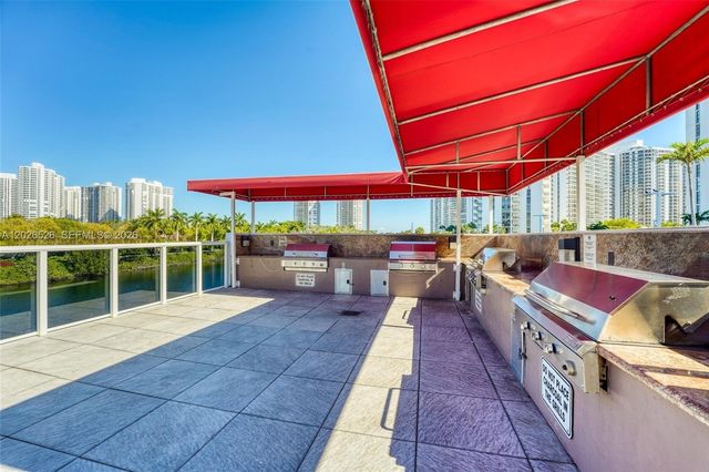 3625 N Country Club Dr 2610, Aventura, FL 33180