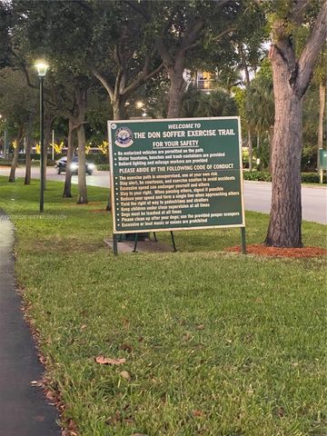 3625 N Country Club Dr 2610, Aventura, FL 33180