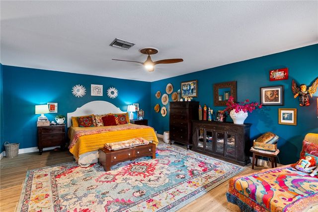 6626 Pharaoh Dr, Corpus Christi, TX 78412