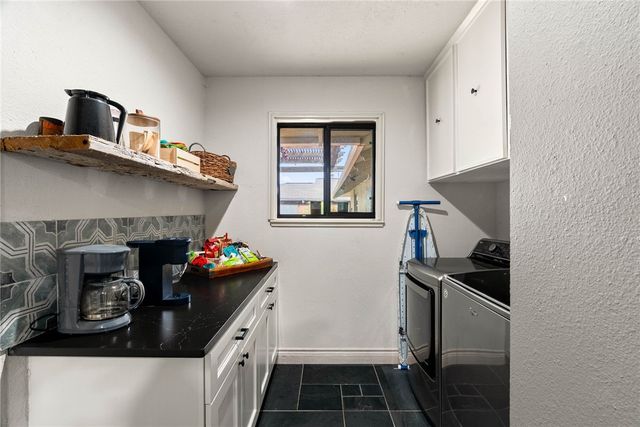 6626 Pharaoh Dr, Corpus Christi, TX 78412