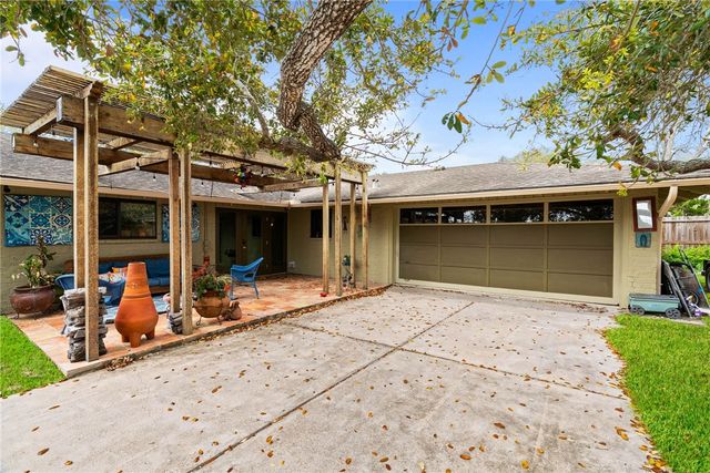 6626 Pharaoh Dr, Corpus Christi, TX 78412