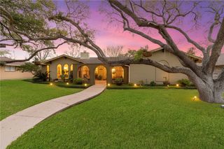 6626 Pharaoh Dr, Corpus Christi, TX 78412