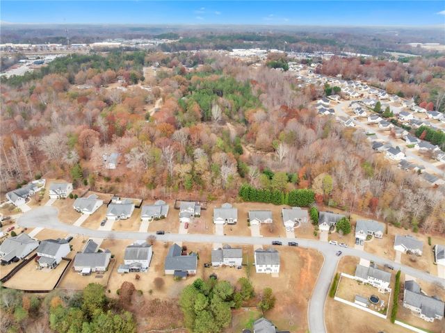208 Fledgling Way, Easley, SC 29642
