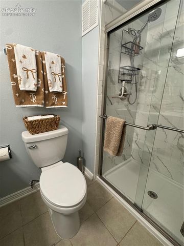 814 Tenderfoot Hill Road 202, Colorado Springs, CO 80906