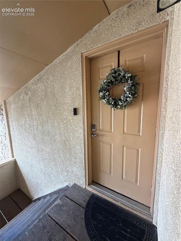 814 Tenderfoot Hill Road 202, Colorado Springs, CO 80906