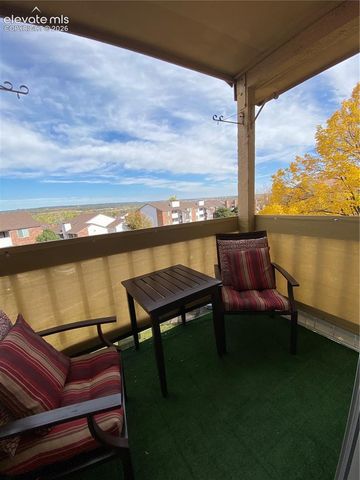 814 Tenderfoot Hill Road 202, Colorado Springs, CO 80906
