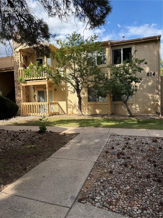 814 Tenderfoot Hill Road 202, Colorado Springs, CO 80906