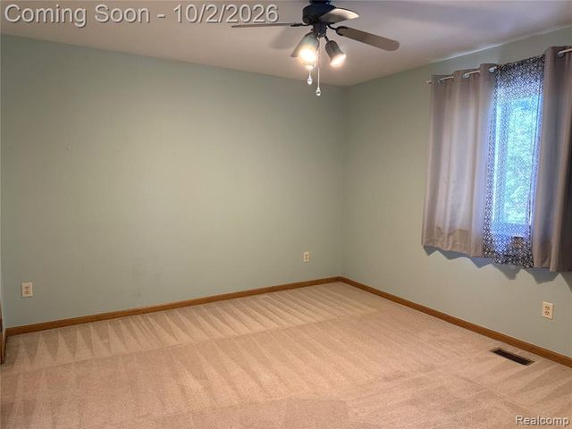 27210 Maple Wood Drive, Brownstown, MI 48174