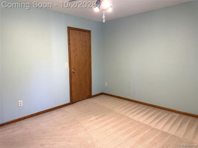 27210 Maple Wood Drive, Brownstown, MI 48174