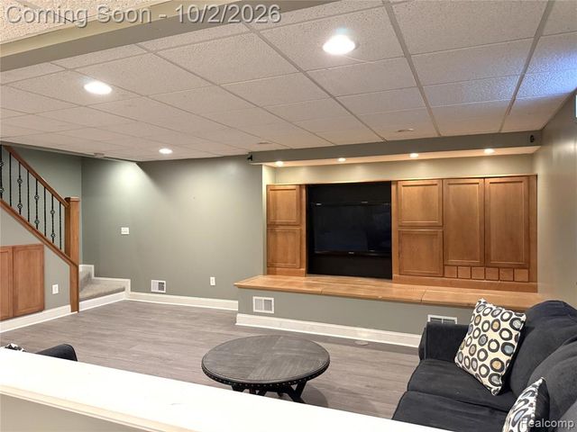 27210 Maple Wood Drive, Brownstown, MI 48174