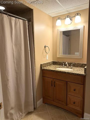 27210 Maple Wood Drive, Brownstown, MI 48174
