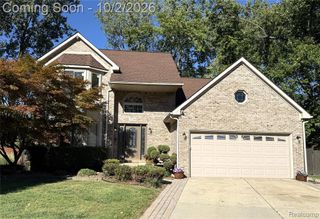 27210 Maple Wood Drive, Brownstown, MI 48174