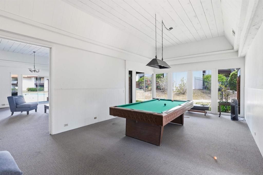 Image 21 of property listing at 6878 Navajo Rd 111, San Diego, CA 92119
