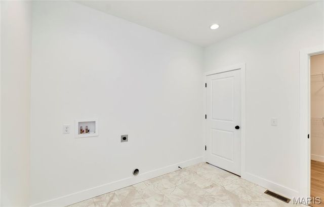 107 Wolf Den Court, Lake St Louis, MO 63367