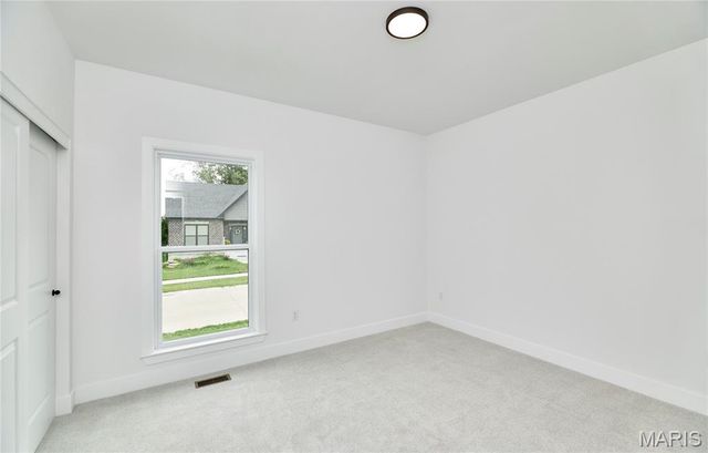 107 Wolf Den Court, Lake St Louis, MO 63367