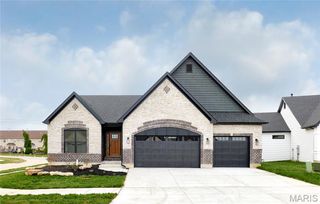 107 Wolf Den Court, Lake St Louis, MO 63367