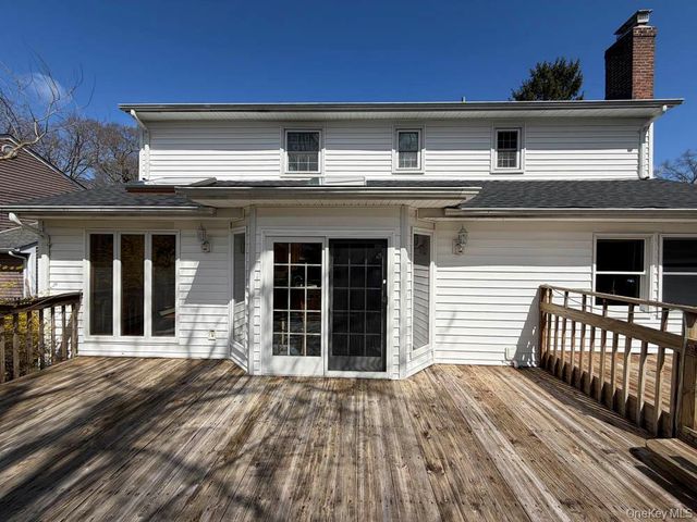 20 Harby Drive, Huntington, NY 11743