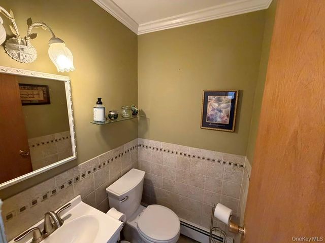 20 Harby Drive, Huntington, NY 11743