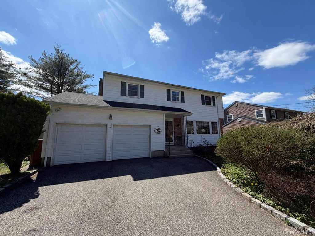 20 Harby Drive, Huntington, NY 11743