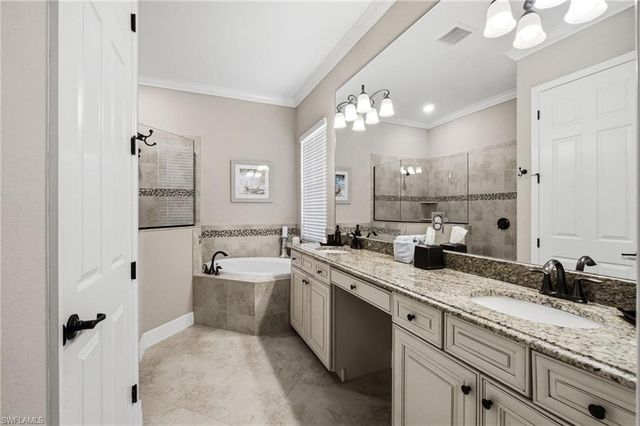 12764 Kinross LN, Naples, FL 34120