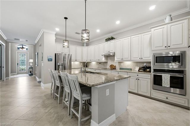 12764 Kinross LN, Naples, FL 34120