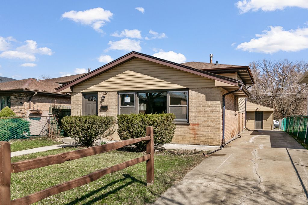 14129 S Hoxie Avenue, Burnham, IL 60633 — exterior