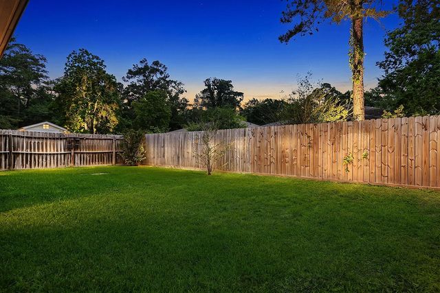 10912 Redbird, Conroe, TX 77385