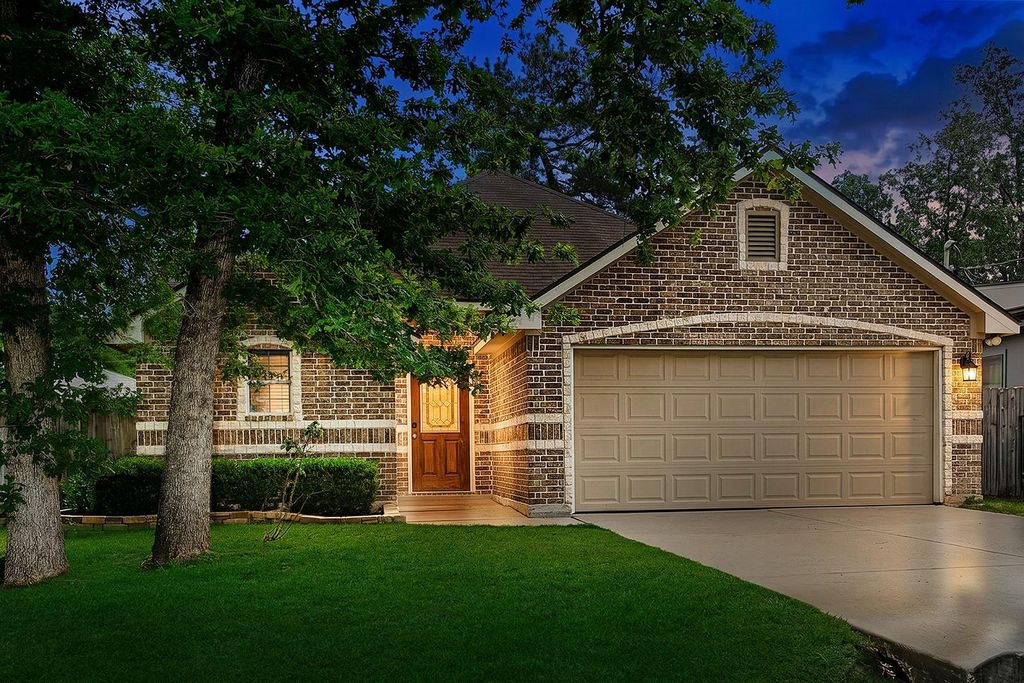 10912 Redbird, Conroe, TX 77385