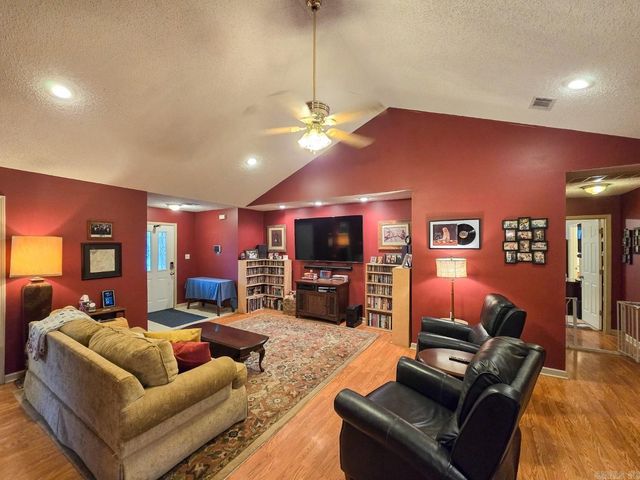 1916 Alex Drive, Jonesboro, AR 72401