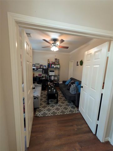 130 Songful Woods Place, The Woodlands, TX 77380