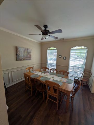 130 Songful Woods Place, The Woodlands, TX 77380