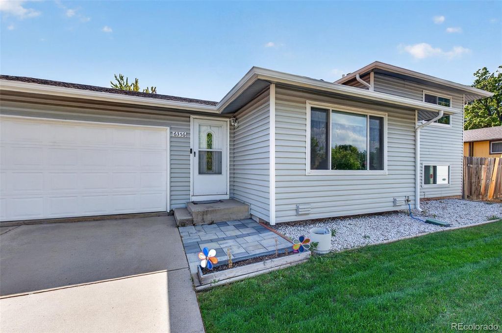 6356 W 66th Avenue, Arvada, CO 80003