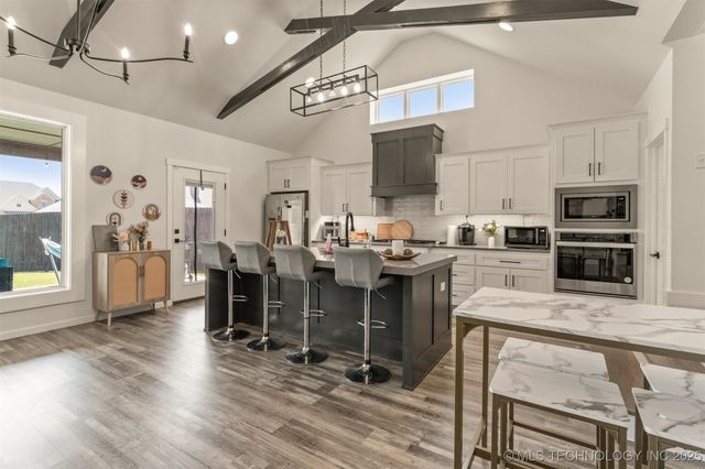 13853 S 21st Court E, Bixby, OK 74008