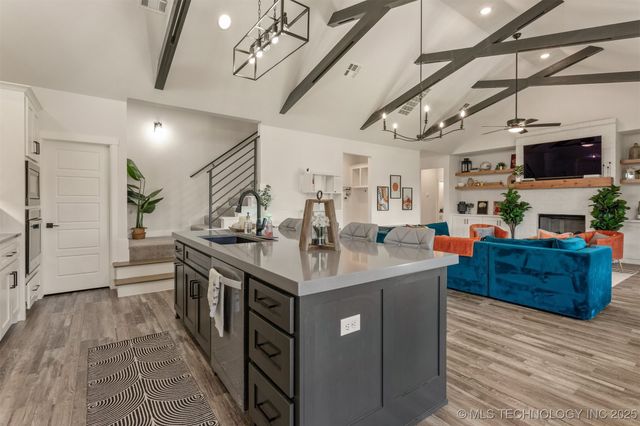 13853 S 21st Court E, Bixby, OK 74008