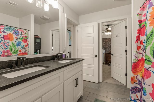 13853 S 21st Court E, Bixby, OK 74008