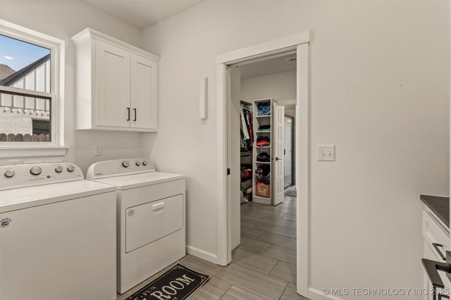 13853 S 21st Court E, Bixby, OK 74008