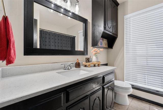 11908 Blueway Avenue, Oklahoma City, OK 73162