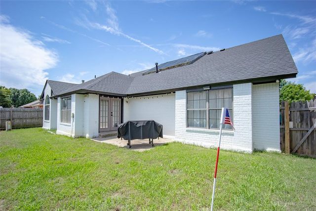 11908 Blueway Avenue, Oklahoma City, OK 73162