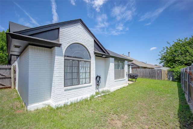 11908 Blueway Avenue, Oklahoma City, OK 73162