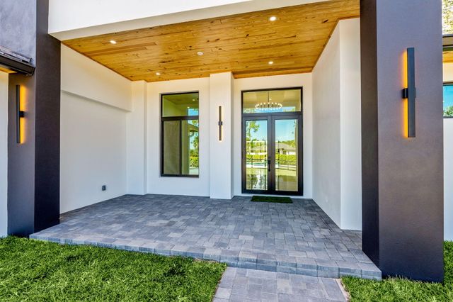 16024 84th Court N, Loxahatchee, FL 33470