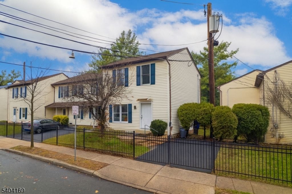 71 16th Ave 104, Newark City, NJ 07103