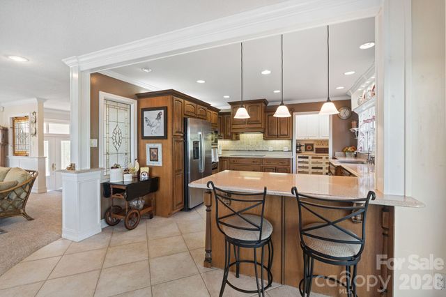 6296 Southlake Drive, Hickory, NC 28601