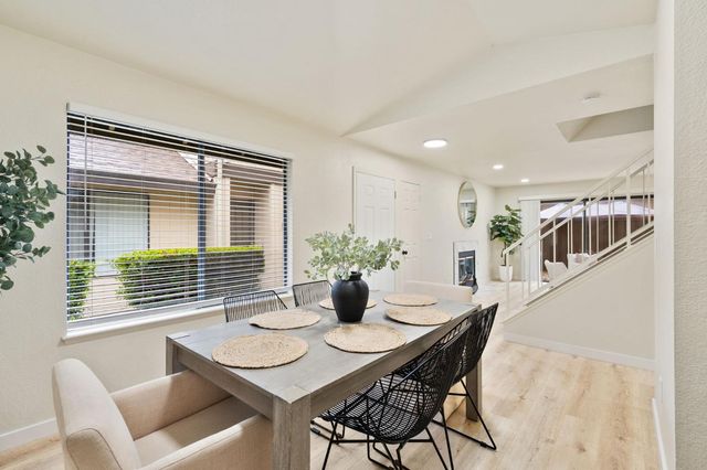 6746 Calvine Rd, Sacramento, CA 95823