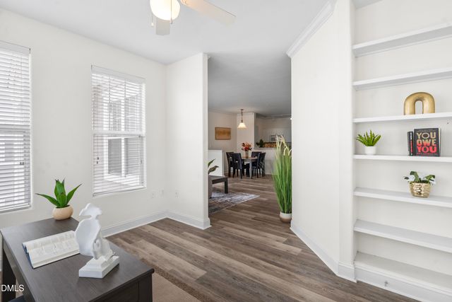 1922 Parkside Village Drive, Clayton, NC 27520