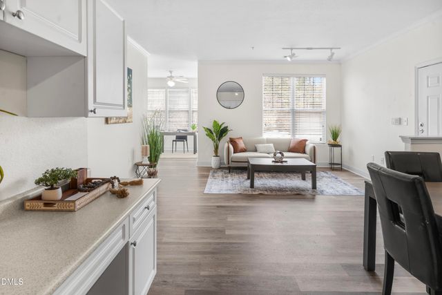 1922 Parkside Village Drive, Clayton, NC 27520